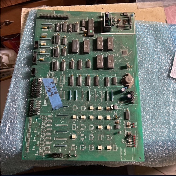 Super Bank It Main MPU CPU Board Arcade Game PCB Board C10 - Picture 1 of 2